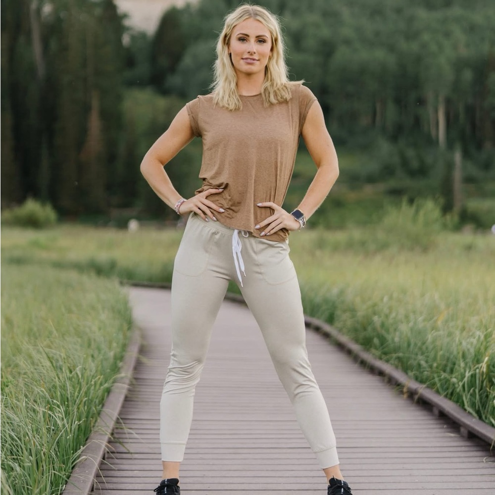Zyia Oatmeal Cozy Joggers